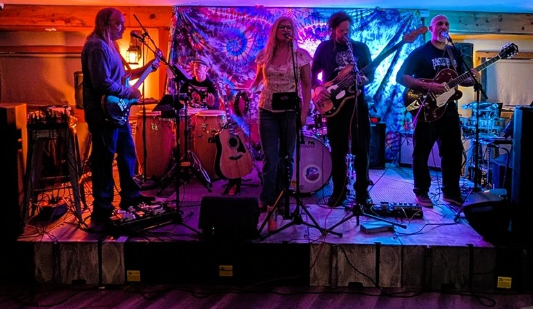 710 Love Street performing live at Dogwood Tavern, November 2025.